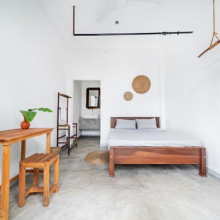 Drifter - Rooms & Food Midigama Luaran gambar