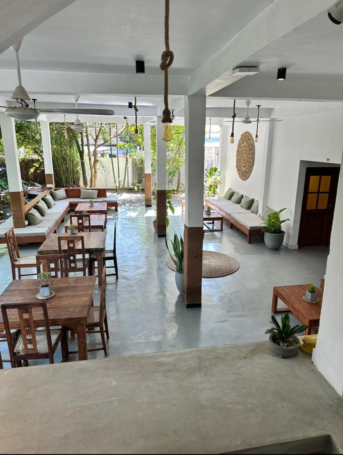 Drifter - Rooms & Food Midigama Luaran gambar