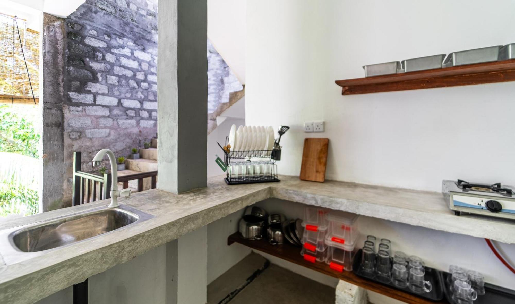 Drifter - Rooms & Food Midigama Luaran gambar