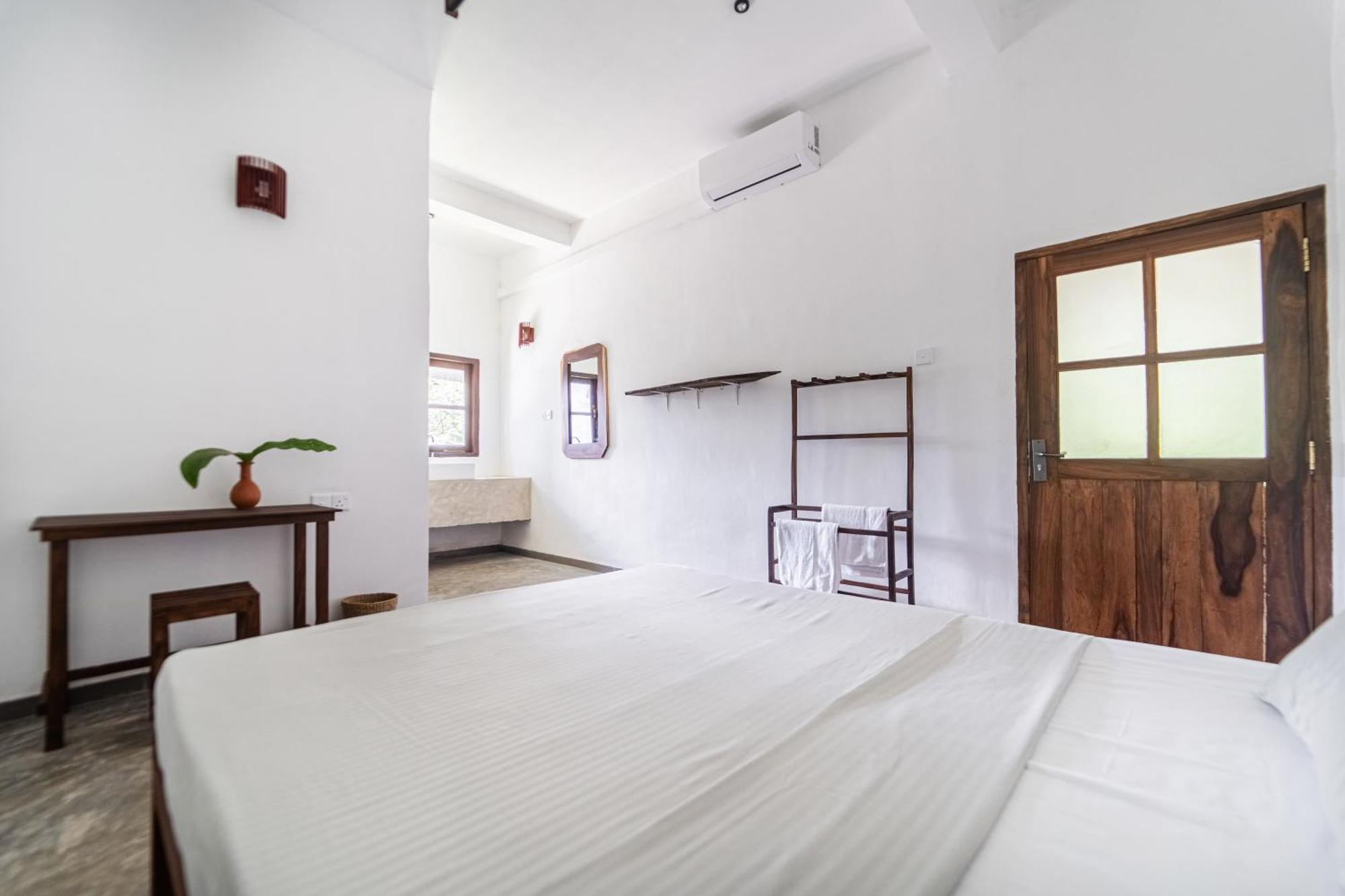 Drifter - Rooms & Food Midigama Luaran gambar