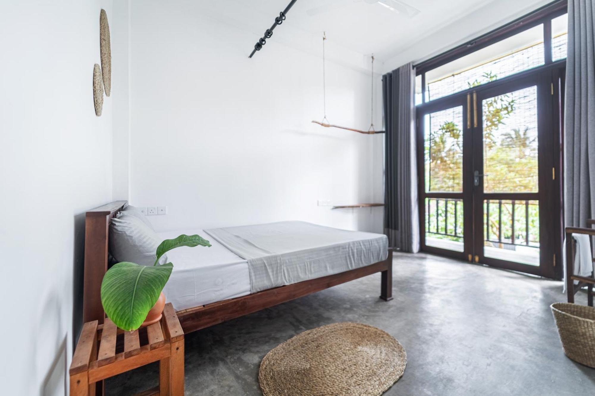 Drifter - Rooms & Food Midigama Luaran gambar