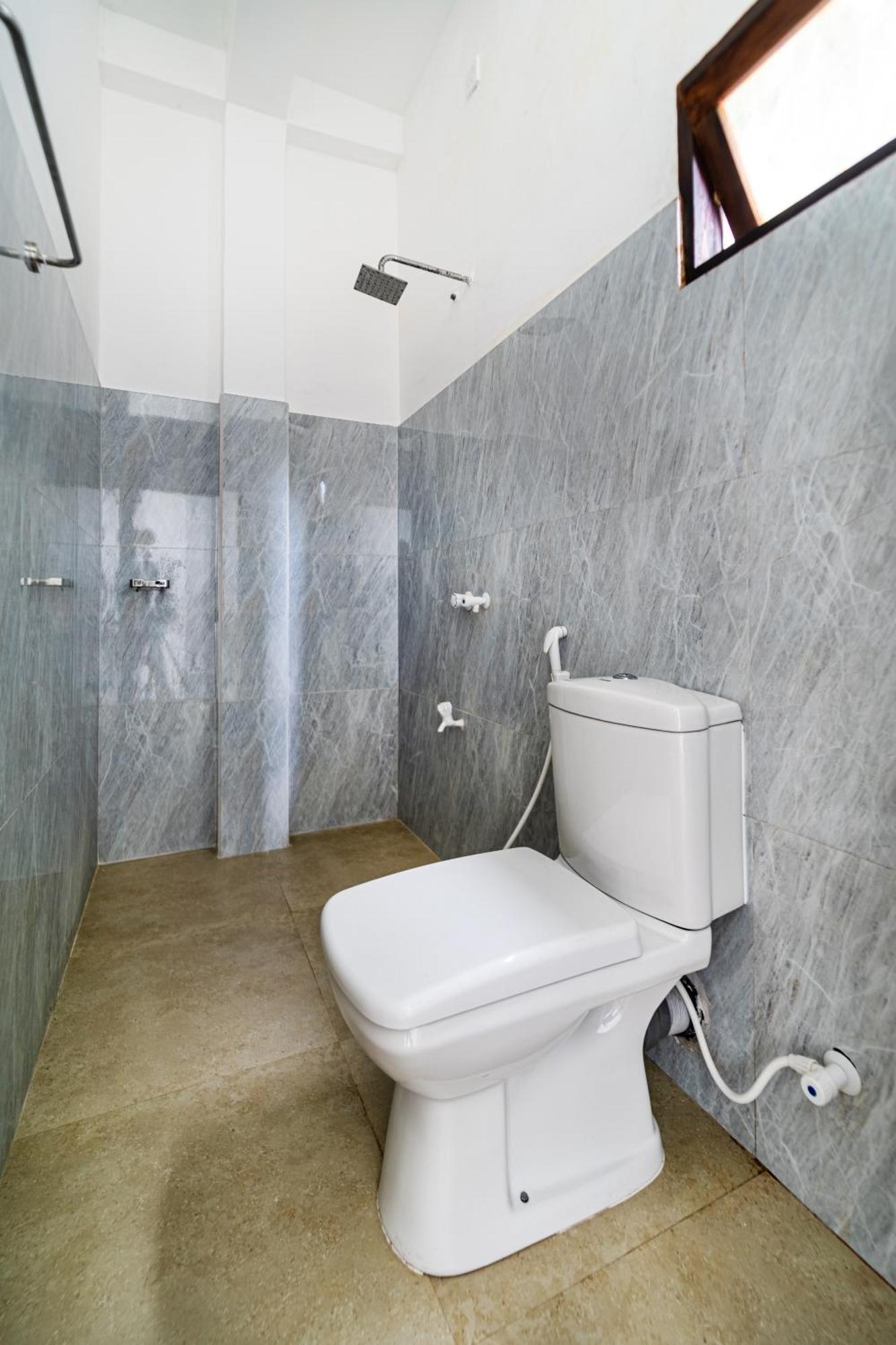Drifter - Rooms & Food Midigama Luaran gambar